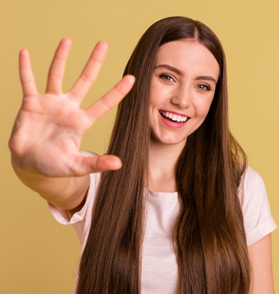 h five ways to incoporate color trends into your bathroom